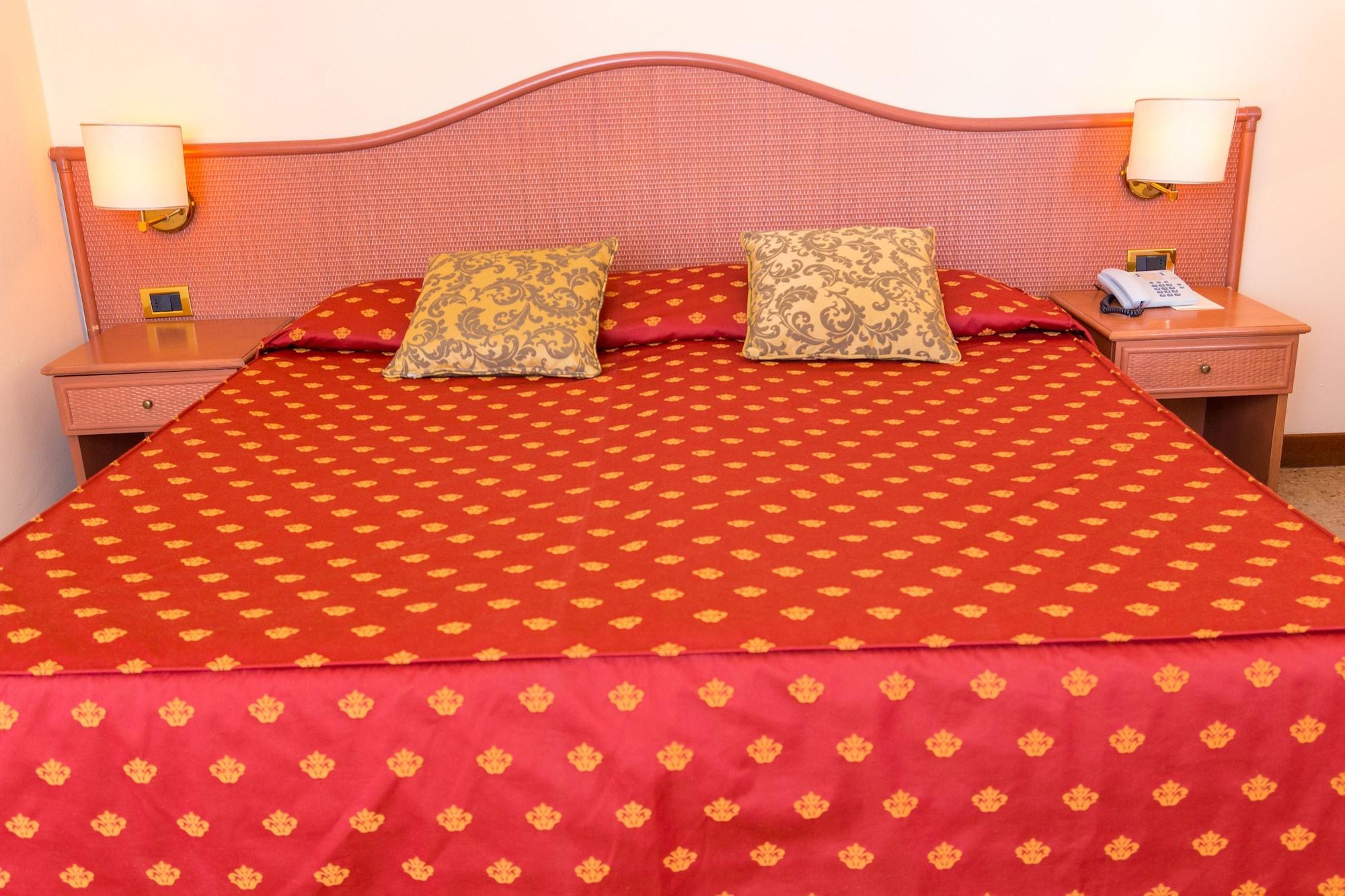 Hotel Principe Бибионе Екстериор снимка
