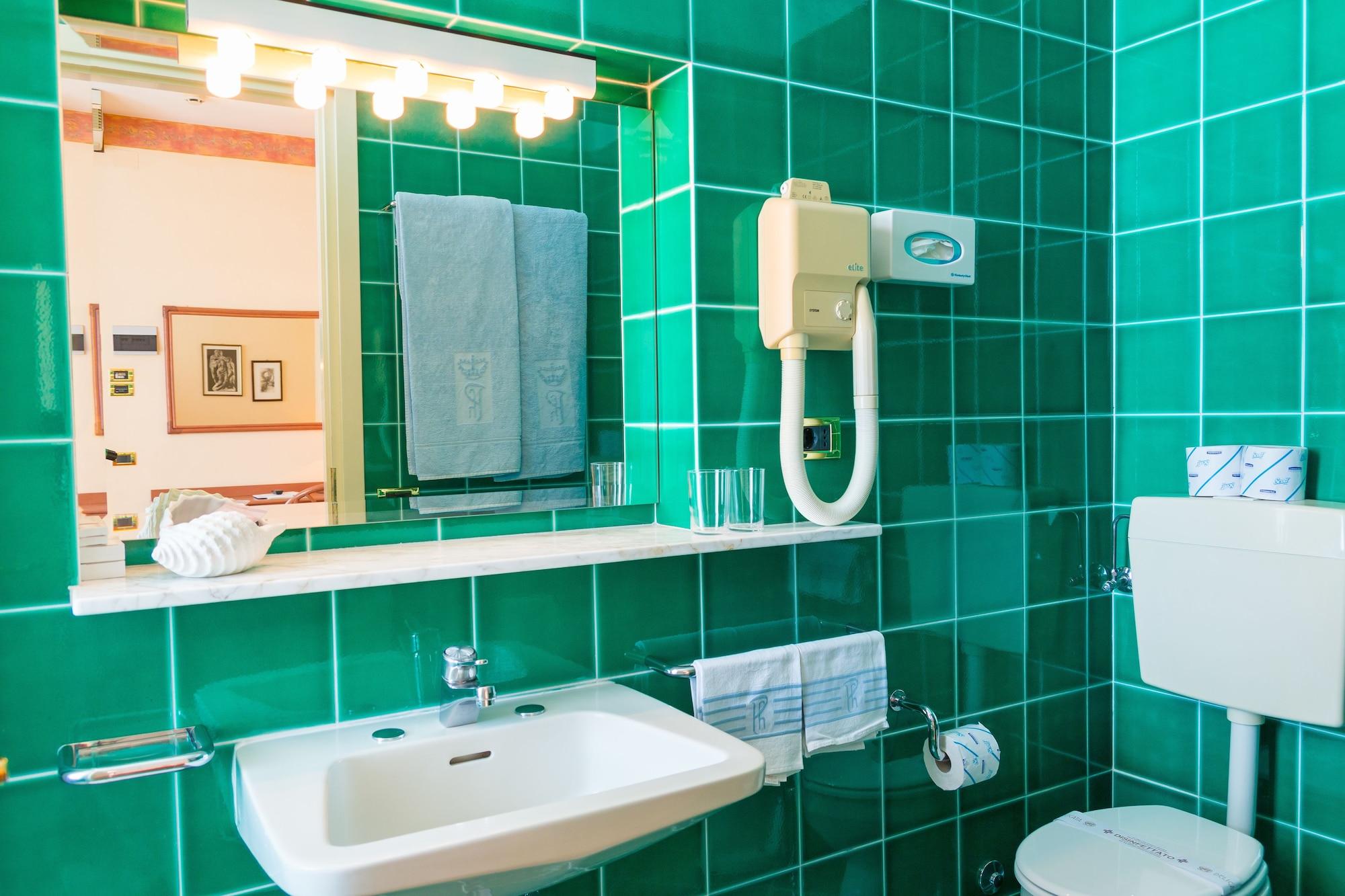 Hotel Principe Бибионе Екстериор снимка