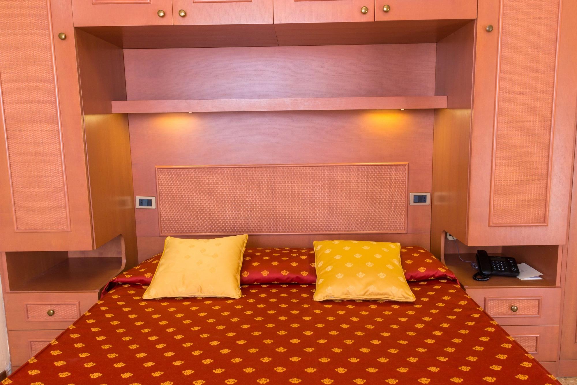 Hotel Principe Бибионе Екстериор снимка