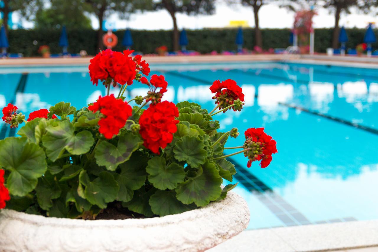 Hotel Principe Бибионе Екстериор снимка